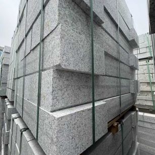 内江芝麻白路牙石 马路牙子