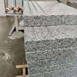 内江芝麻白楼梯踏步