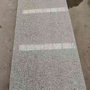 内江芝麻白光面毛板