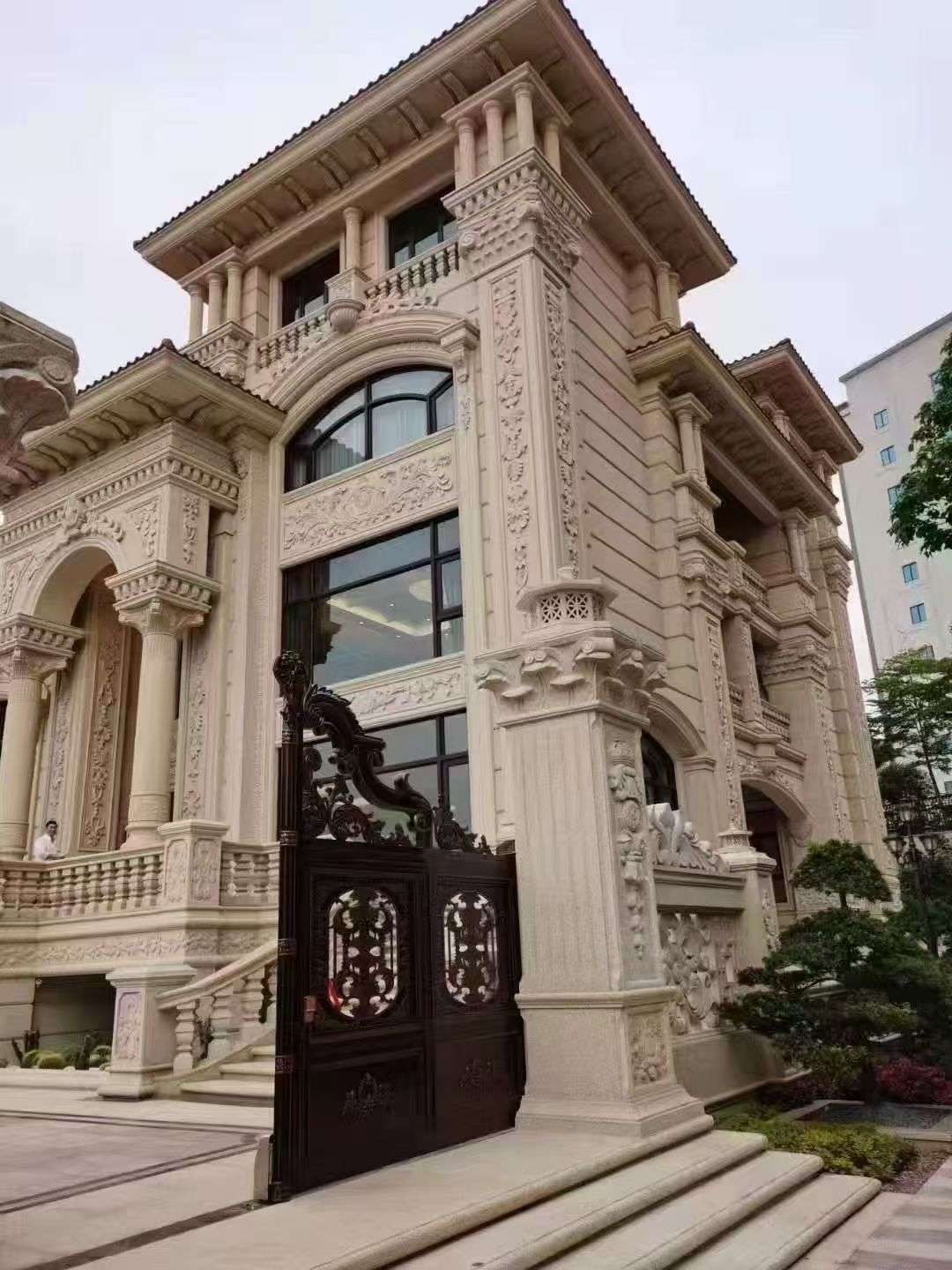内江黄金麻别墅外墙异形定制